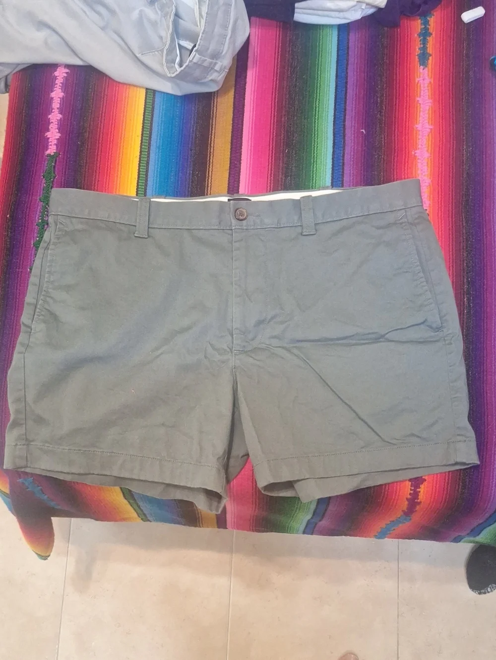 J. Crew Men's Olive Green Flat-Front Chino Shorts